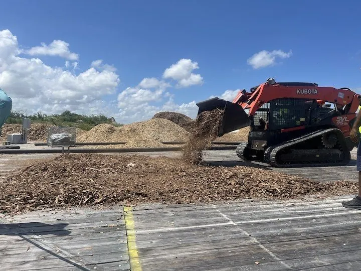 Installing the first plenum, the foundation of the aerated static pile
